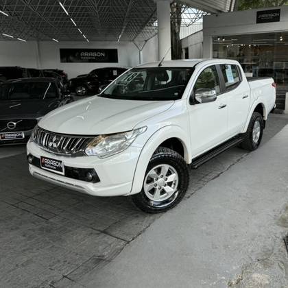 MITSUBISHI L200 TRITON 2.4 16V TURBO DIESEL SPORT HPE CD 4P 4X4 AUTOMÁTICO